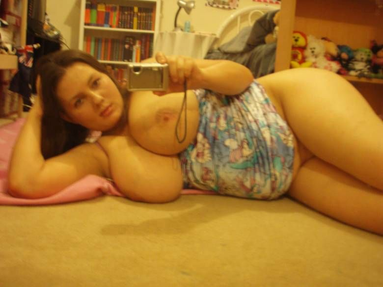 Chubby girl bit tits amatuer